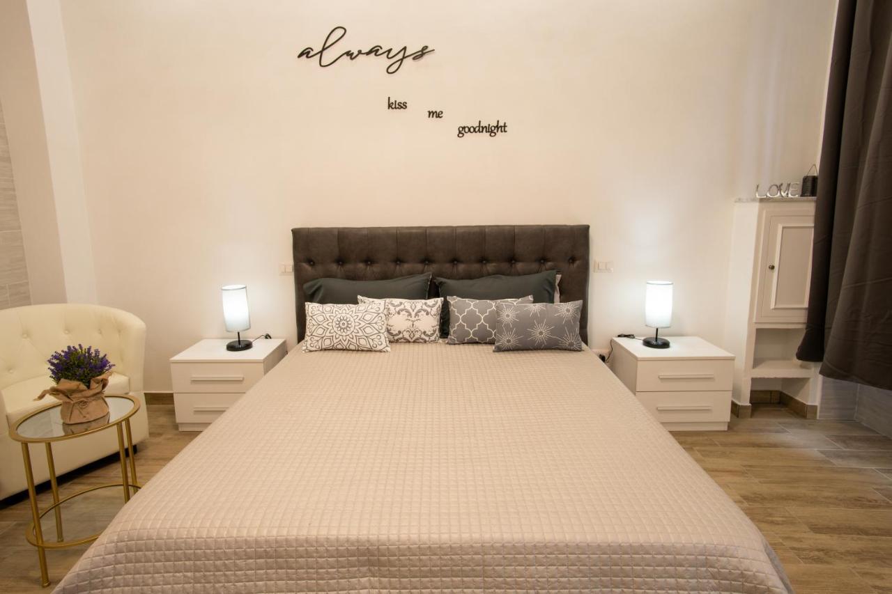 Ilioneo Apartments Nápoly Kültér fotó